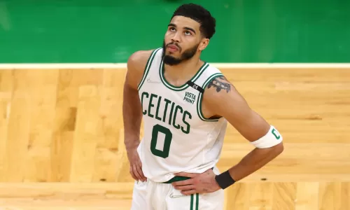 Jayson Tatum Shines Through Poor Play, Leads Celtics to Victory